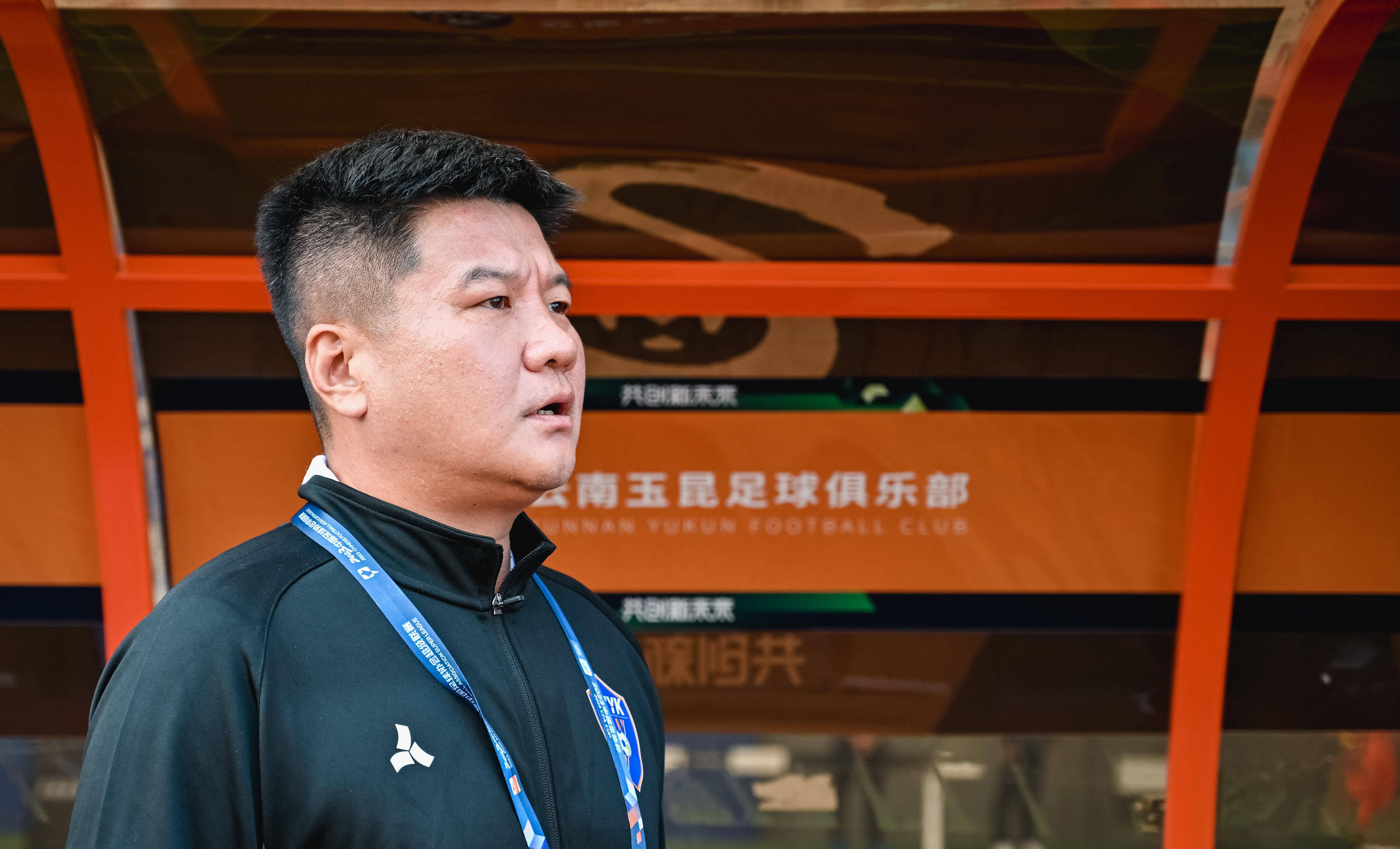 包含世界级俱乐部将在热门比赛中奋力拼搏的词条